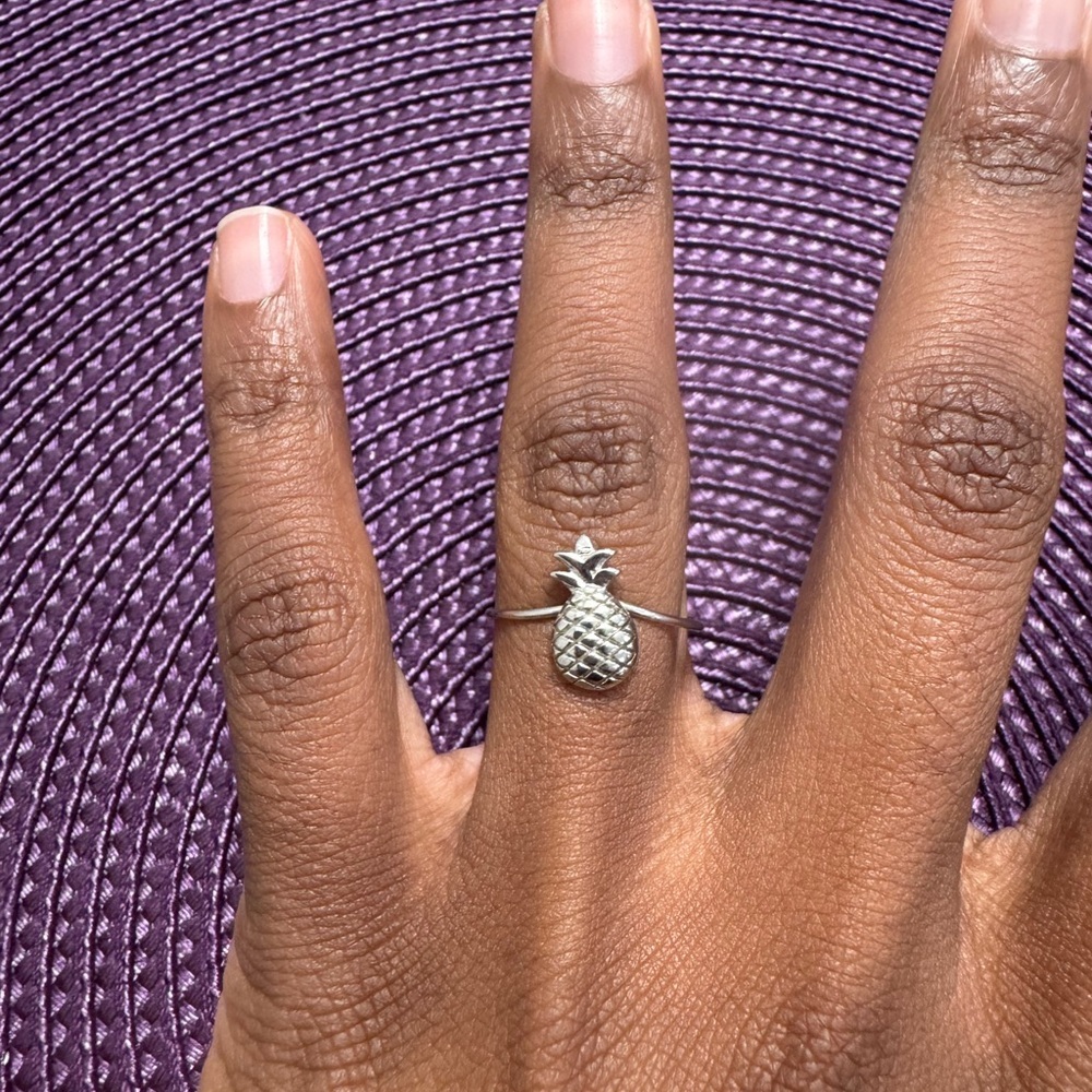 Sterling Silver Pineapple Ring! - Picture 2 of 2